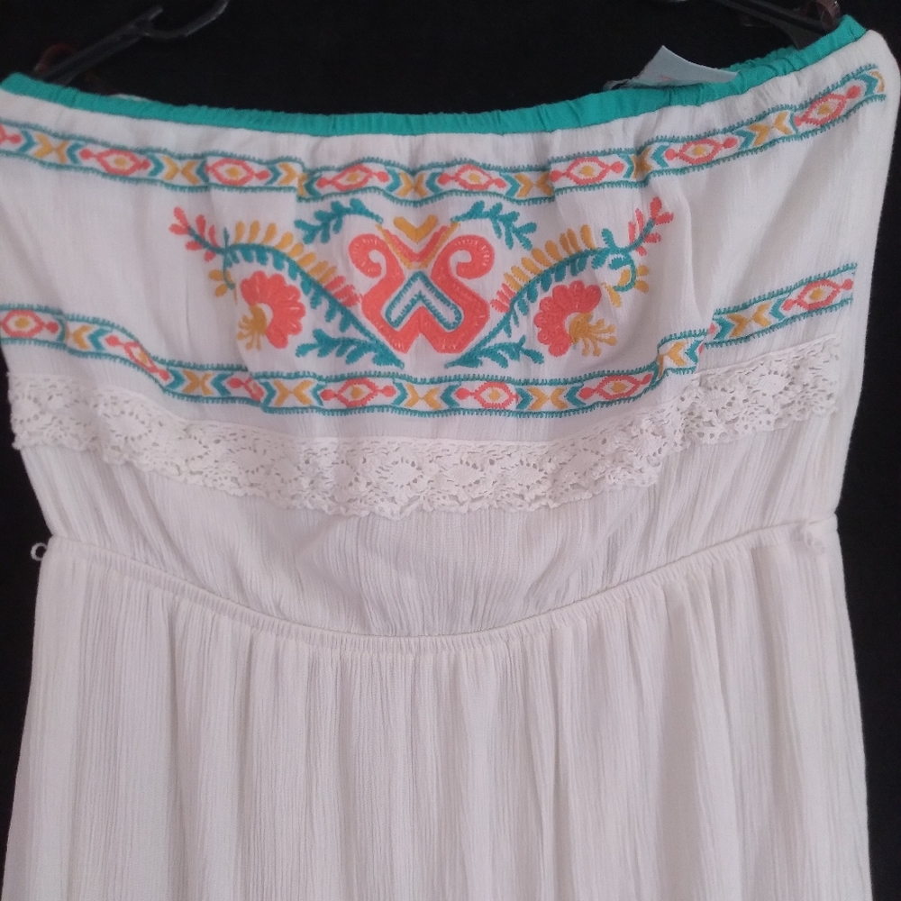Strapless Embroidered Womens Size L Dress